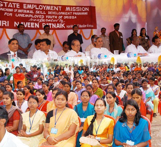 Naveen Patnaik lunching Vocational Training Programme in Informal Sector for the Unemployed Youths of Orissa at Womens Polytechnic Premises, Bhubaneswar.