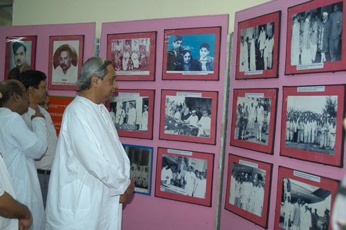 Naveen Patnaik going round the Photo Exhibition of Biju Patnaik at Jaydev Bhawan Bhubaneswar.
