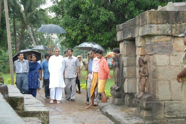 Naveen Patnaik visit Chausathi Yagini Temple Hirapur.