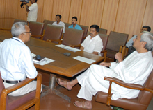 CM reviews on the management of the Nirman Academy.