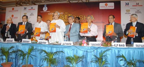Naveen Patnaik releasing of Special Study on Odisha at the Investors meet at Bhubaneswar on 24-6-2011.