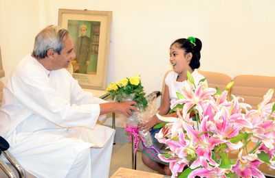 Saina Salonika Chess prodigy is being felicitated by Sj Naveen Patnaik in his office chamber for becoming the youngest ever Odia girl to get international title of Women Candidate Master (WCM). She got the Bronze Medal in the World Youth Chess Championship held at Caldas Novas ,BrazilDate-18-May-2012