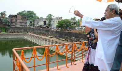 Chief Minister Shri Naveen Patnaik going round Debipadhara Park at Old Town, BhubaneswarDate-13-May-2012