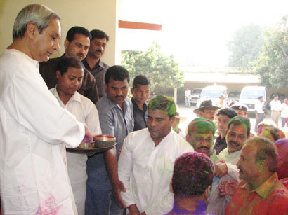 Holi festival splashes colour of happiness in Orissa