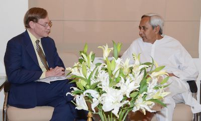 Chief Minister Shri Naveen Patnaik with President, World Bank at Secretariat Dated-28-Mar-2012