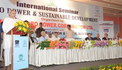 Chief Minister Shri Naveen Patnaik at the International Seminar on Hydro Power & Sustainable Development