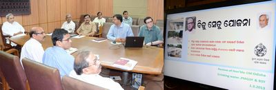 Chief Minister Shri Naveen Patnaik reviewing on Biju Setu Yojan and Drinking Wate
