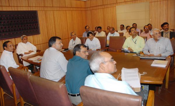 Chief Minister Shri Naveen Patnaik discussing on the development of irrigation and other livelihood support schemes for padampur Sub-Division at Secretariat.jpg
