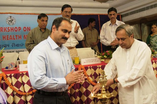 Naveen Patnaik and Union Health Minister Dr. A. Ramdoss jointly inaugurating the State Level Workshop on NRHM in Bhubaneswar.