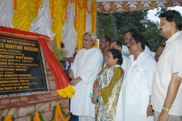 Chief Minister Shri Naveen Patnaik lay the foundation stone of Jobra Maritime Museum at Cuttack.