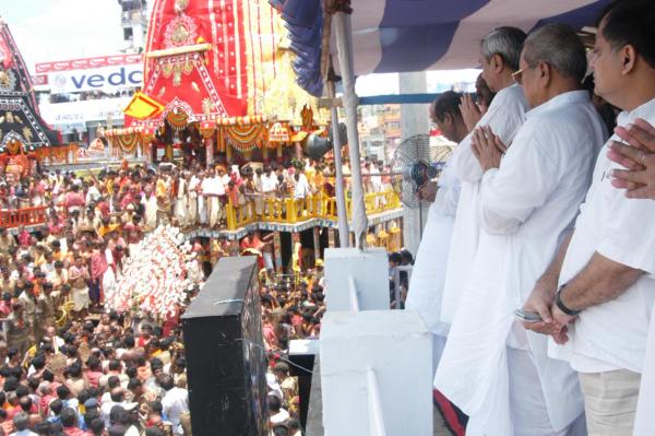 Naveen Patnaik Offering Prayers to Lord Jagannath on Sri Gundicha at Puri.
