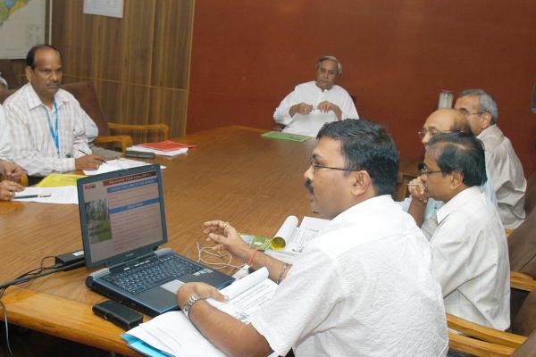 Naveen Patnaik reviewing Biju Krushak Yojana at Secretariat.