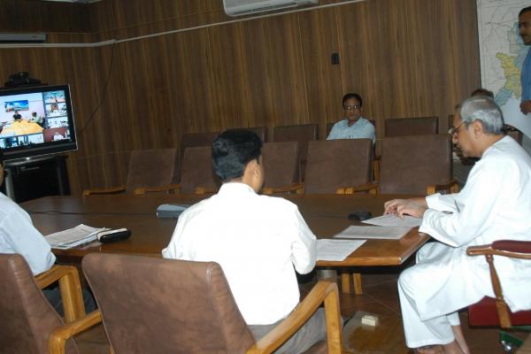 Naveen Patnaik discussing with collectors through Video Conference on implement of Biju Gram Jyoti Yojana at Secretariat.