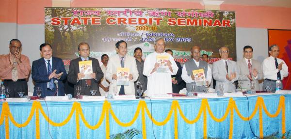 Naveen Patnaik  releasing State Focus Paper 2009-10 prepared by NABARD in State Credit Seminar at Hotel Swasti Plaza, Bhubaneswar.
